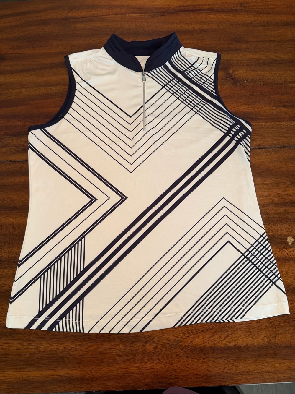 Tail Sleeveless White Tank Top with Black Geometric Stripes